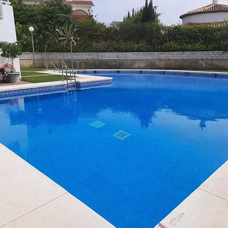 Apartment In Costa Del Sol With Large Terrace For 9 People Rincón de la Victoria Habitación foto