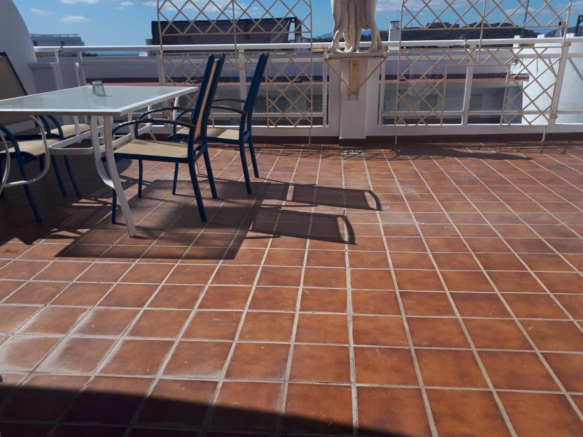 Apartment In Costa Del Sol With Large Terrace For 9 People Rincón de la Victoria Exterior foto