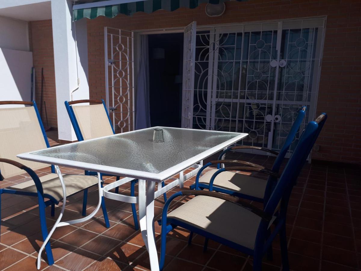 Apartment In Costa Del Sol With Large Terrace For 9 People Rincón de la Victoria Exterior foto